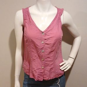 Vintage Van Heusen sleeveless blouse with abalone buttons